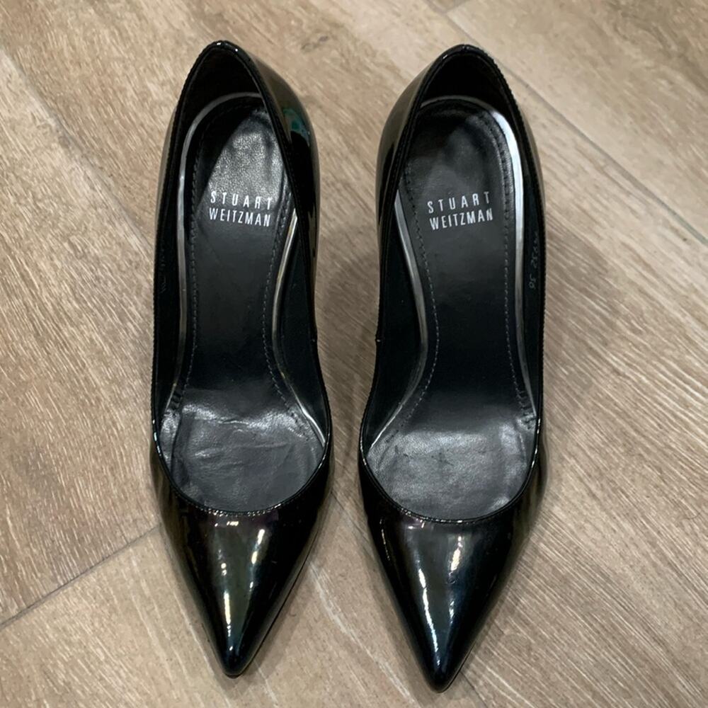 Stuart Weitzman Glossy Black Pumps